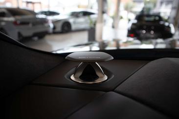 Lamborghini Urus SE — photo 20