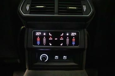 Lamborghini Urus SE — photo 27