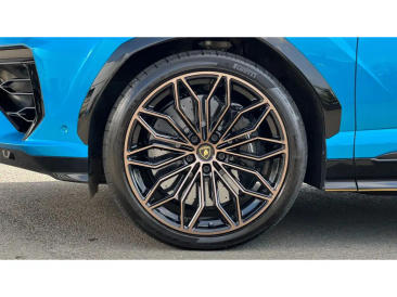 Lamborghini Urus Urus SE — photo 9