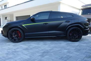 Lamborghini Urus — photo 16