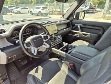 Land Rover Defender 90 X-Dynamic HSE Awd 3.0d I6 Mhev 300cv Auto — photo 6