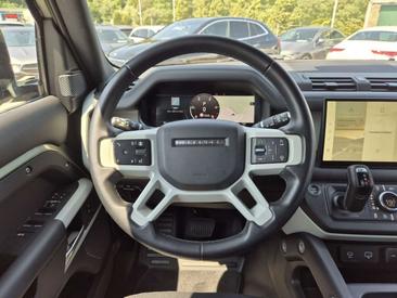 Land Rover Defender 110 X-Dynamic HSE Awd 3.0d I6 Mhev 300cv Auto — photo 18