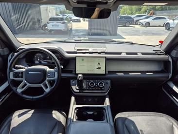 Land Rover Defender 90 X-Dynamic HSE Awd 3.0d I6 Mhev 300cv Auto — photo 8