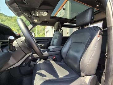 Land Rover Defender 90 X-Dynamic HSE Awd 3.0d I6 Mhev 300cv Auto — photo 19