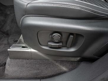Land Rover Discovery D300 Dynamic HSE PANO LED STANDHZG — photo 15