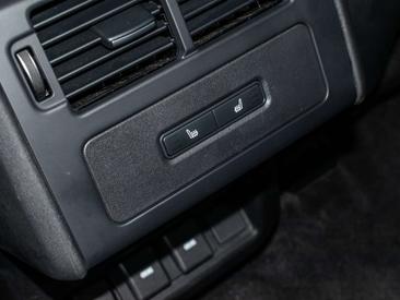 Land Rover Discovery D300 Dynamic HSE PANO LED STANDHZG — photo 20
