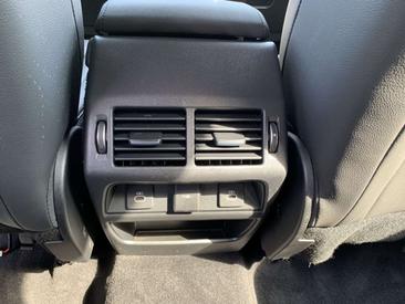 Land Rover Discovery Sport D165 AWD SE LMF+ACC+DAB+EPH+RFK — photo 14
