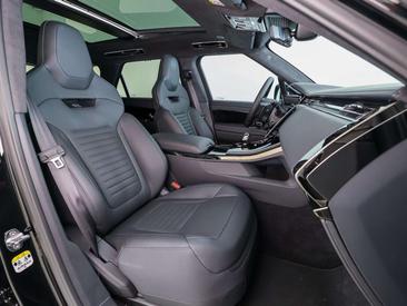 Land Rover Range Rover Sport Black 4.4 P635 SV — photo 3