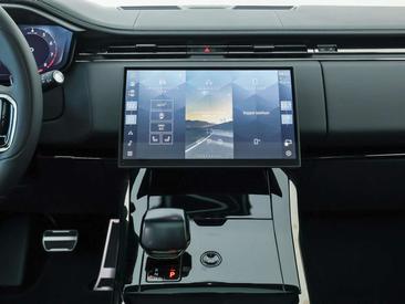 Land Rover Range Rover Sport Black 4.4 P635 SV — photo 14