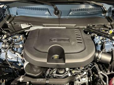 Land Rover Defender 90 D200 S 147 KW (Diesel) — photo 10
