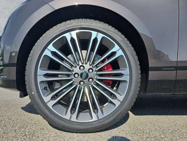 Land Rover Range Rover Velar D300 Autobiography — photo 9