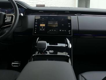 Land Rover Range Rover Sport P460e Dynamic SE — photo 18