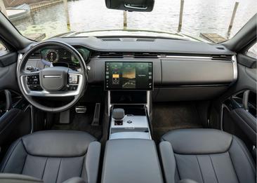 Land Rover Range Rover Autobiography P550e — photo 27