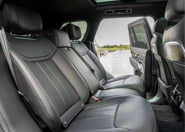 Land Rover Range Rover Autobiography P550e — photo 28