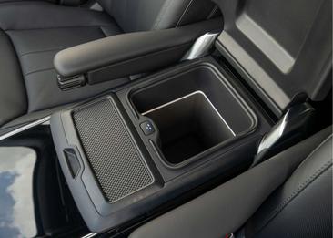 Land Rover Range Rover Autobiography P550e — photo 33