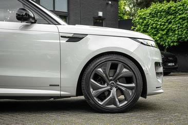 Land Rover Range Rover Sport Autobiography P550e — photo 11
