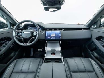 Land Rover Range Rover Evoque P270e PHEV AWD SE Dynamic Edition Cold Climate — photo 3