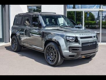 Land Rover Defender 110 OCTA EDITION ONE°FAROE GREEN°SATIN PPF V8 P635 — photo 6