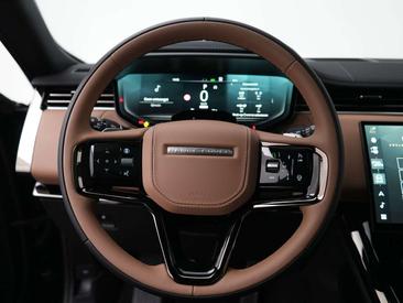 Land Rover Range Rover Sport Dynamic SE P460e — photo 8