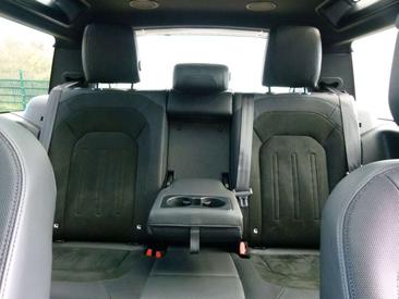 Land Rover Defender 90 V8 AHK Panorama ACC LED Gris — photo 23