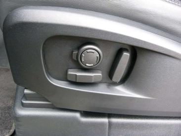 Land Rover Defender 90 V8 AHK Panorama ACC LED Gris — photo 25
