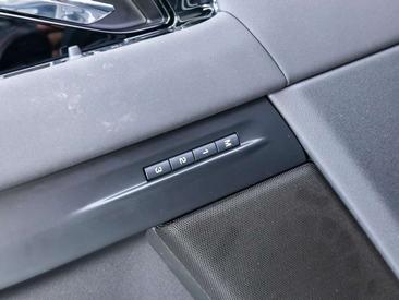 Land Rover Range Rover Evoque P270e PHEV AWD SE Dynamic Edition Cold Climate — photo 16