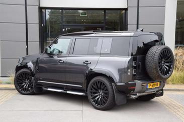 Land Rover Defender 110 P525 110 V8 Gris — photo 4