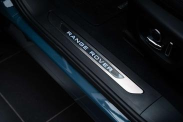 Land Rover Range Rover Evoque AUTOBIOGRAPHY/ KOMFORT / WINTER / AHK / MERIDIAN — photo 15