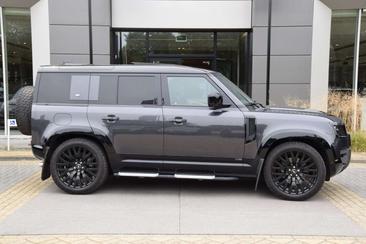 Land Rover Defender 110 P525 110 V8 Gris — photo 11