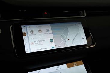 Land Rover Range Rover Evoque D200 AWD R-Dynamic SE Pano 20 Noir — photo 17