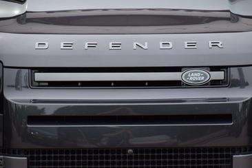 Land Rover Defender 110 P525 110 V8 Gris — photo 16