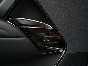 Land Rover Range Rover Sport Dynamic SE P460e — photo 32