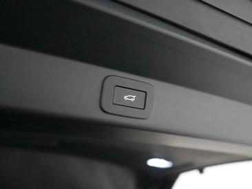Land Rover Range Rover Sport Dynamic SE P460e — photo 43