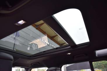 Land Rover Defender 110 P525 110 V8 Gris — photo 29