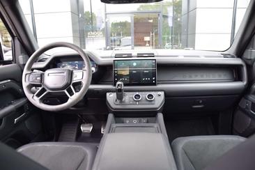 Land Rover Defender 110 P525 110 V8 Gris — photo 30