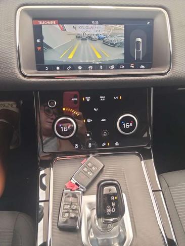 Land Rover Range Rover Evoque 2.0D I4-L.Flw 150 CV AWD Auto R Gris — photo 18