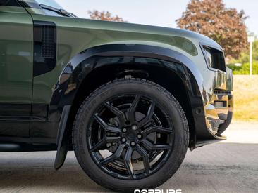Land Rover Defender 110 URBAN 3.0 D MHEV D200 — photo 35