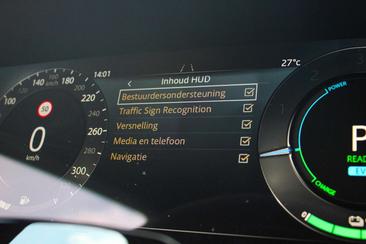 Land Rover Range Rover Sport Autobiography P550e — photo 12