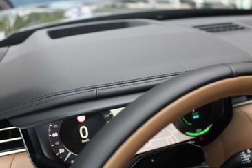 Land Rover Range Rover Sport Autobiography P550e — photo 16