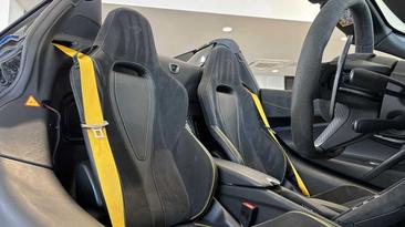 McLaren 720S — photo 12