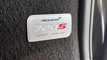 McLaren 720S — photo 18