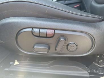 Mini Cooper E — photo 9