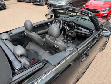 Mini Cabrio John Cooper Works — photo 4