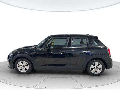 Mini 5 Portes Essential Cooper