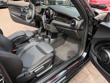 Mini Cabrio John Cooper Works — photo 11