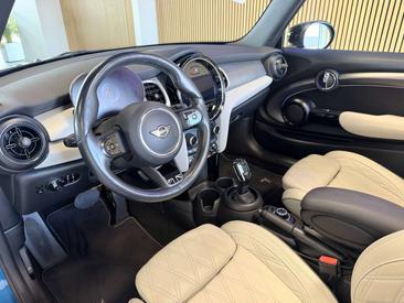Mini Cabrio COOPER — photo 4