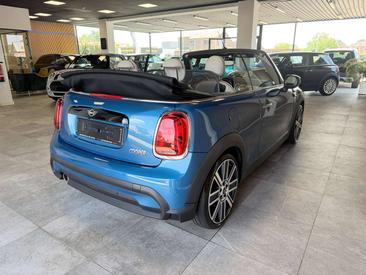 Mini Cabrio COOPER — photo 5