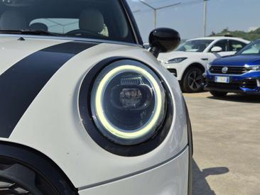 Mini Cabrio JCW Cooper — photo 10