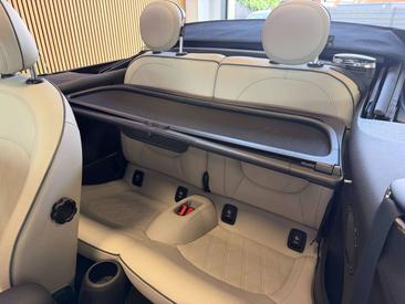Mini Cabrio COOPER — photo 17