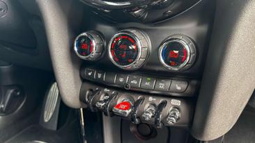 Mini Cooper JCW S — photo 18